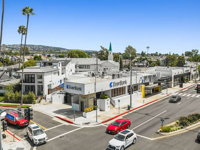 Everbank - Corona del Mar, CA_Property for Sale