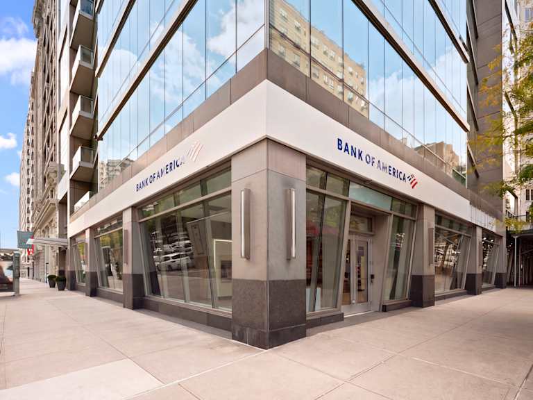 300 East 23rd Street _出售物業