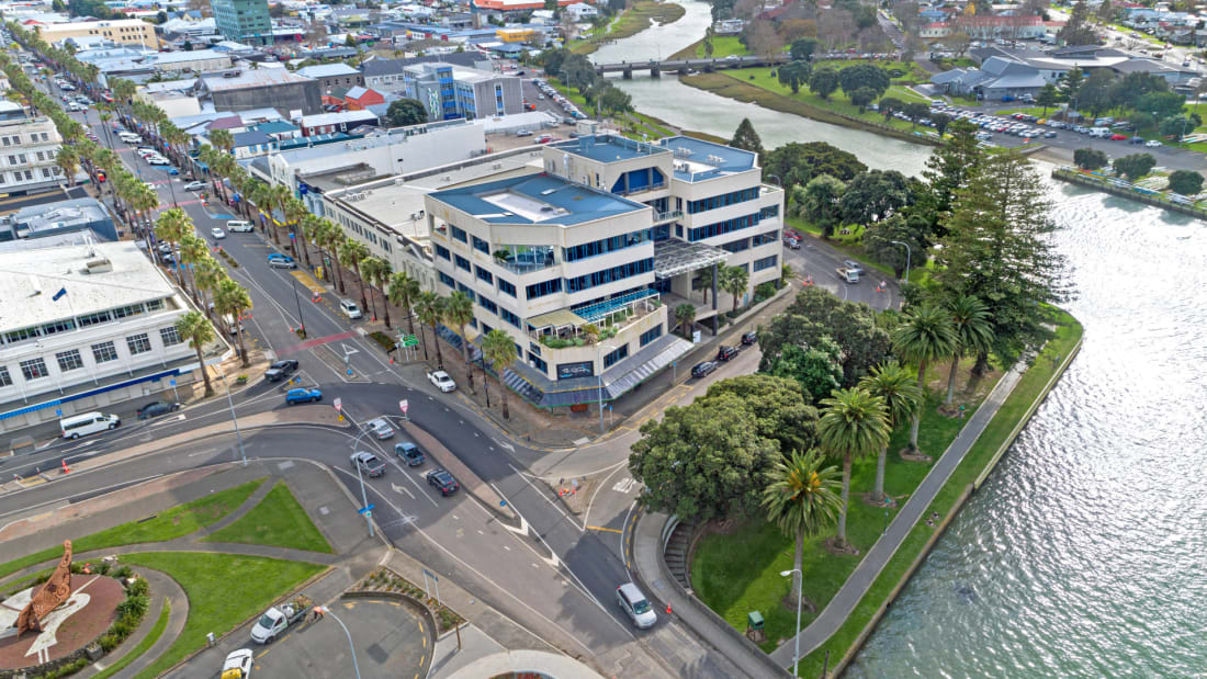 13 Gladstone Road, Gisborne (The Emerald Hotel) 4_Property for Sale