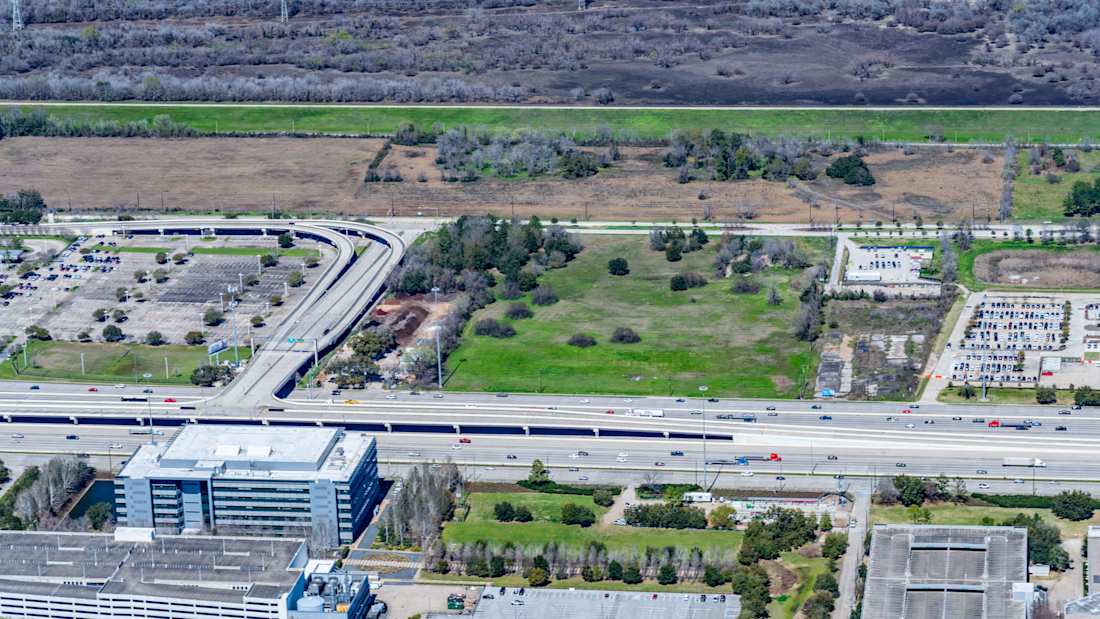 19.01 Acres on Park Row and I-10 4_販売物件