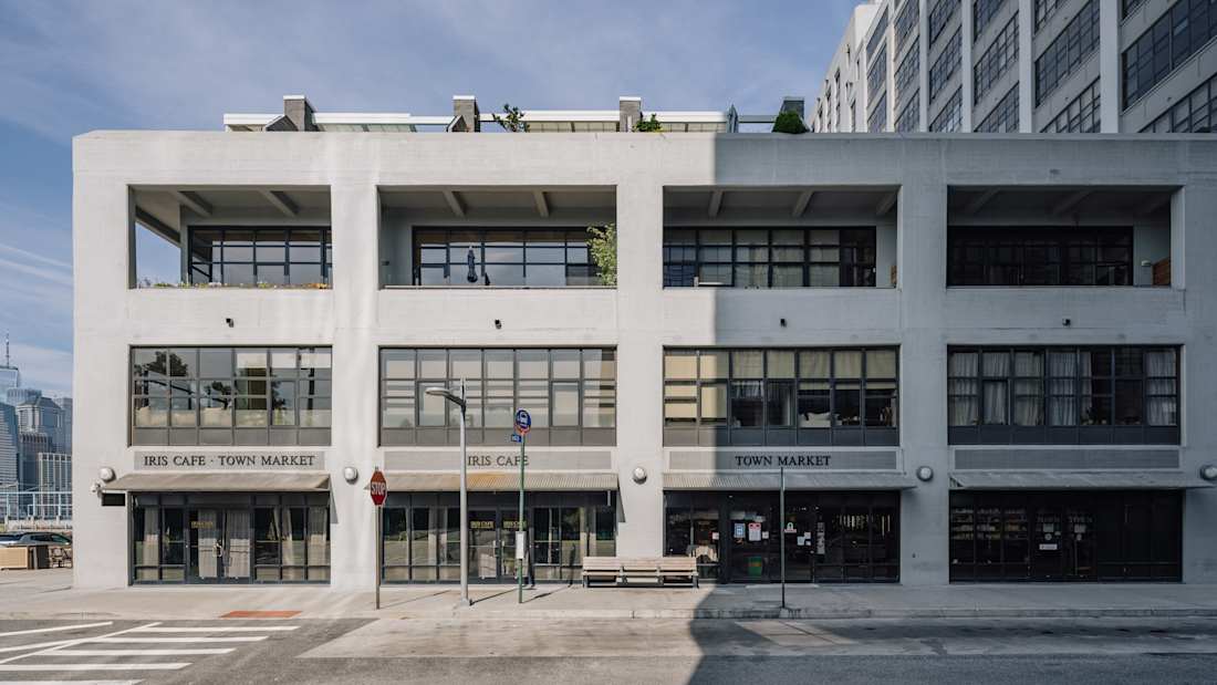 One Brooklyn Bridge Park – Retail &amp; Parking Condominium 4_Property for Sale