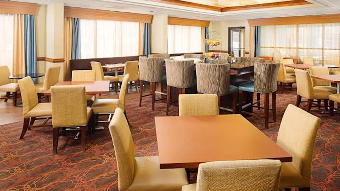 Hampton Inn Columbia  4_Property for Sale