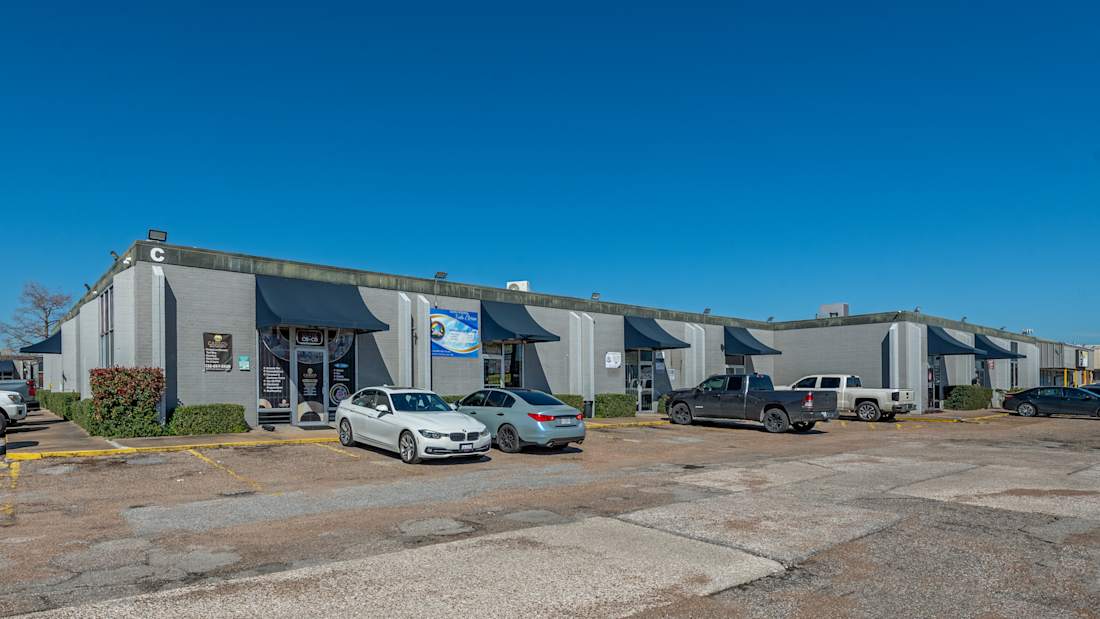 Bernell &amp; Associates Houston Portfolio 4_Property for Sale