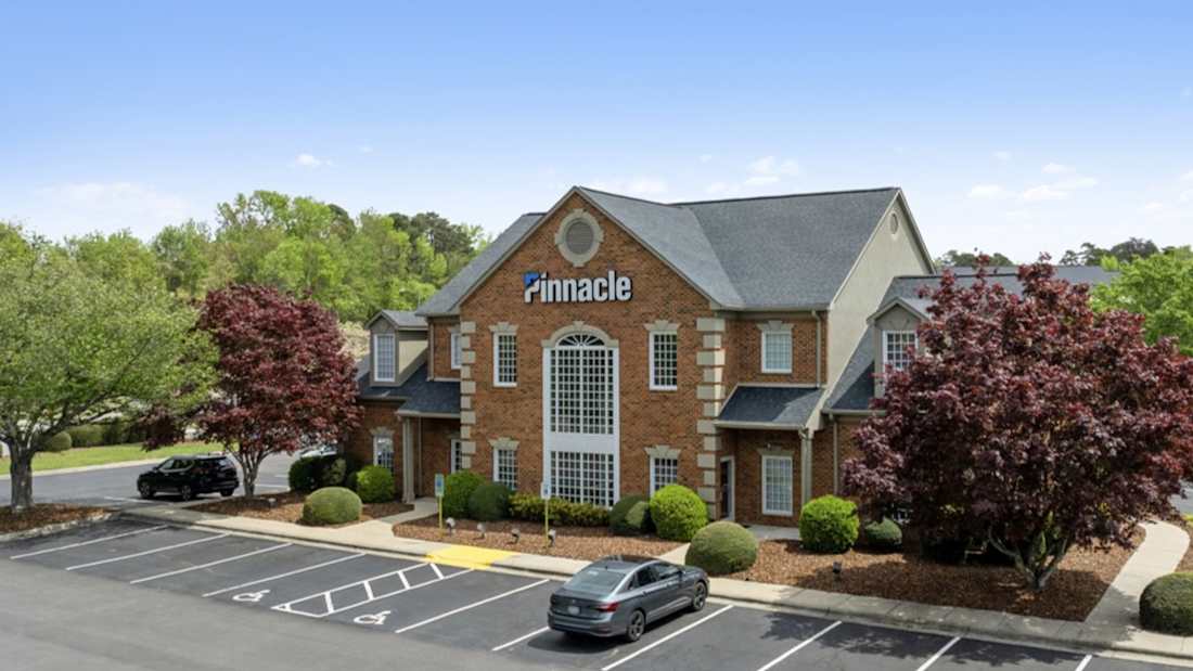 Pinnacle Bank - Kernersville, NC 4_Property for Sale