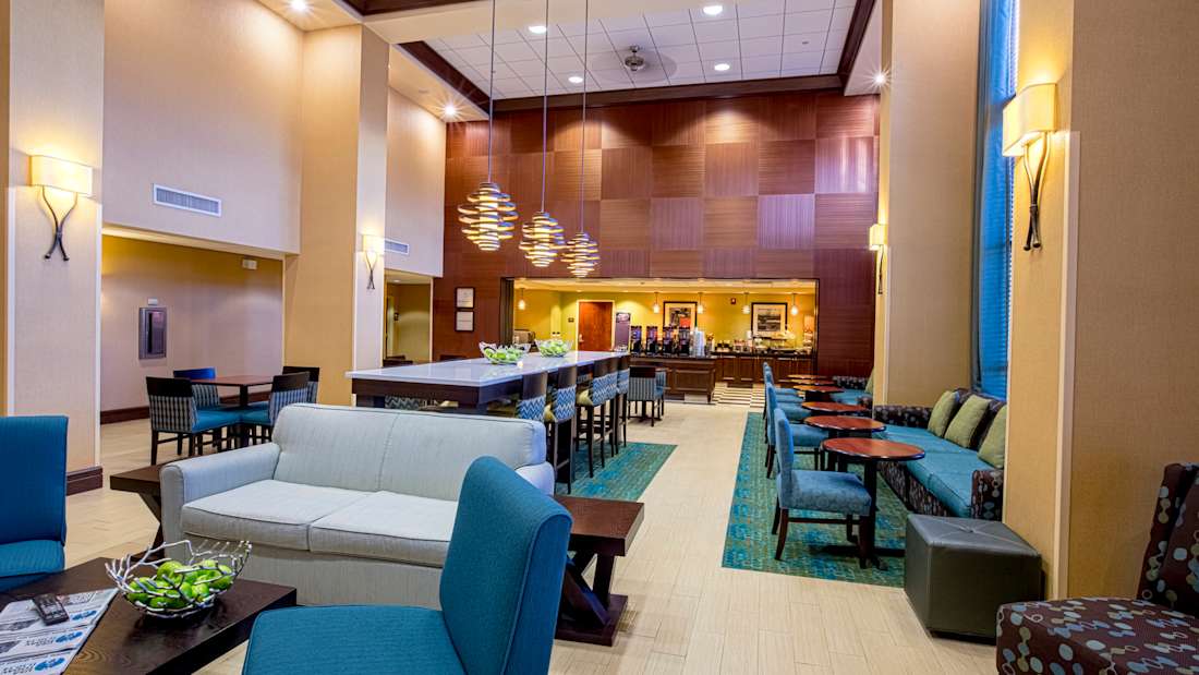 Hampton Inn &amp; Suites Sacramento Elk Grove Laguna I-5 4_Property for Sale