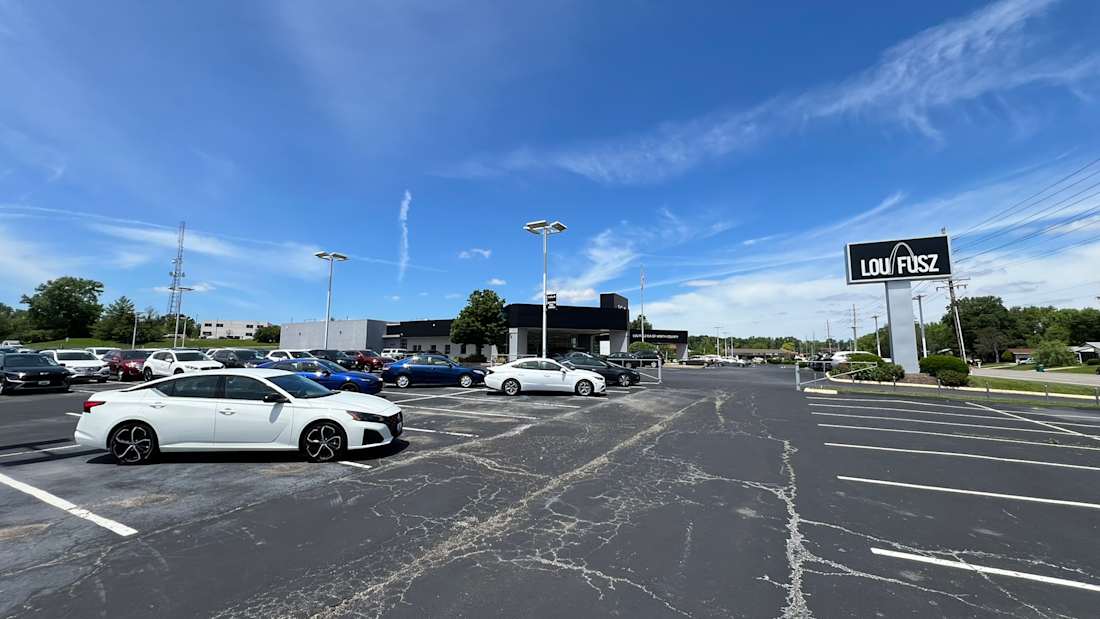 St Louis | North County | Kia Dealership | 6.01 Acres | 2.5 Year Remaining Single-Tenant Lease 4_Property for Sale