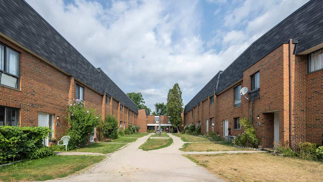 1500 Tansley:  115 Rental Townhomes in Oakville, ON 4_Property for Sale