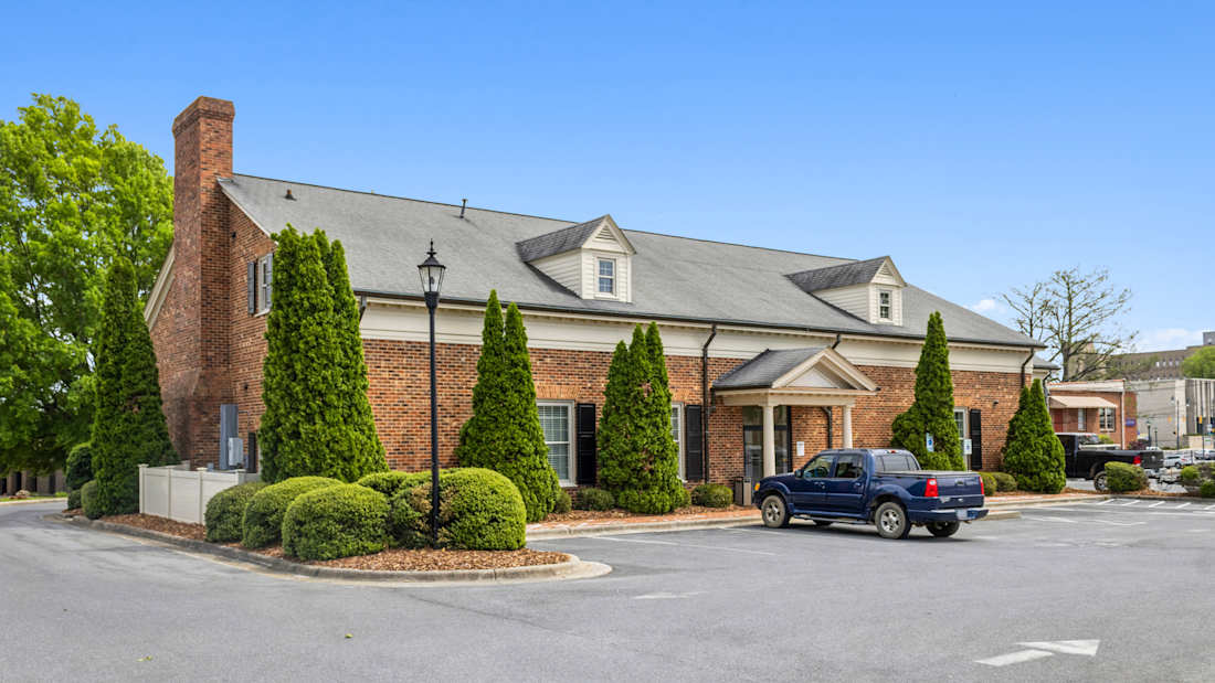 Pinnacle Bank – Asheboro, NC (N Fayetteville St) 4_Property for Sale