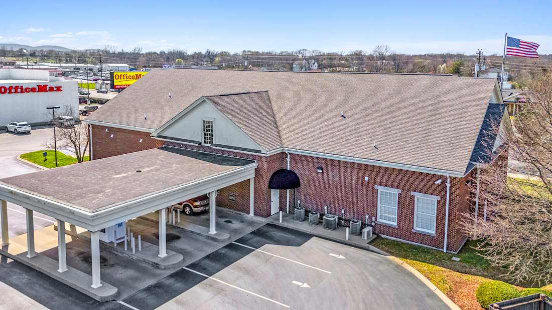 Pinnacle Bank – Lebanon, TN (S Cumberland St) 4_販売物件