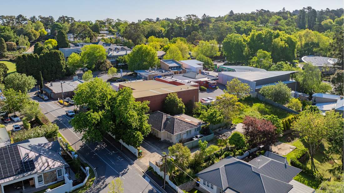 79 Mount Barker Road and 7 Garrod Crescent, Stirling SA 4_Property for Sale