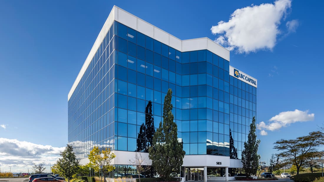 5035 &amp; 5045 South Service Road 4_出售物業