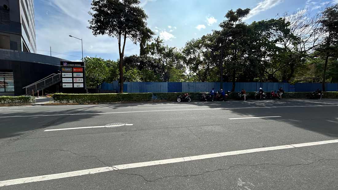 Lawton Avenue Fort Bonifacio - 5,000 sq.m. Commercial Lot Property 4_Property for Sale