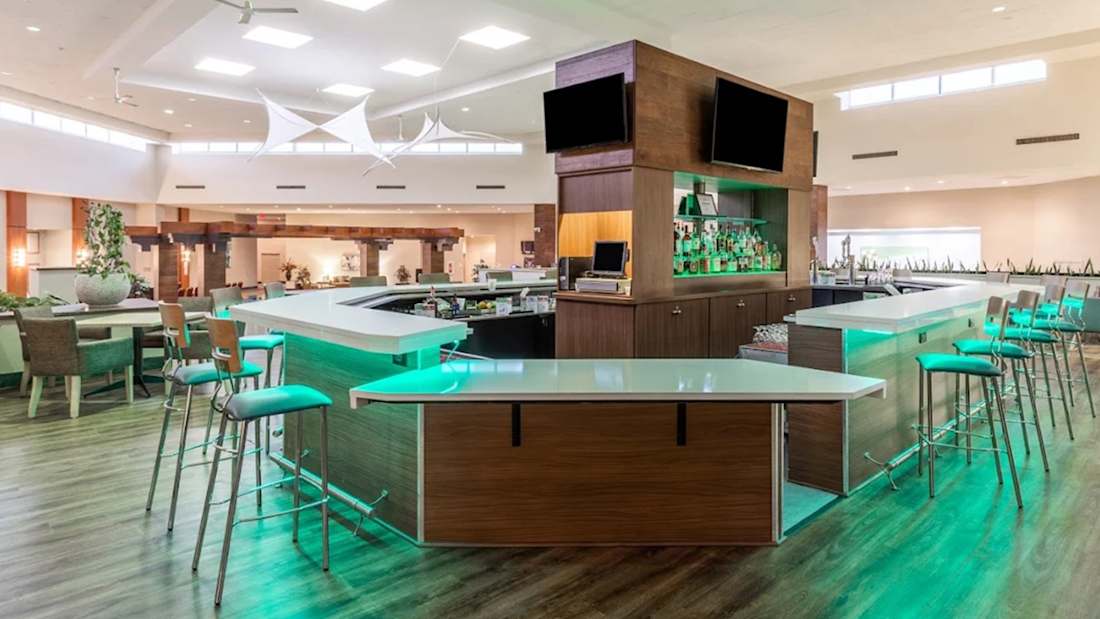 Holiday Inn Philadelphia South-Swedesboro  4_Property for Sale