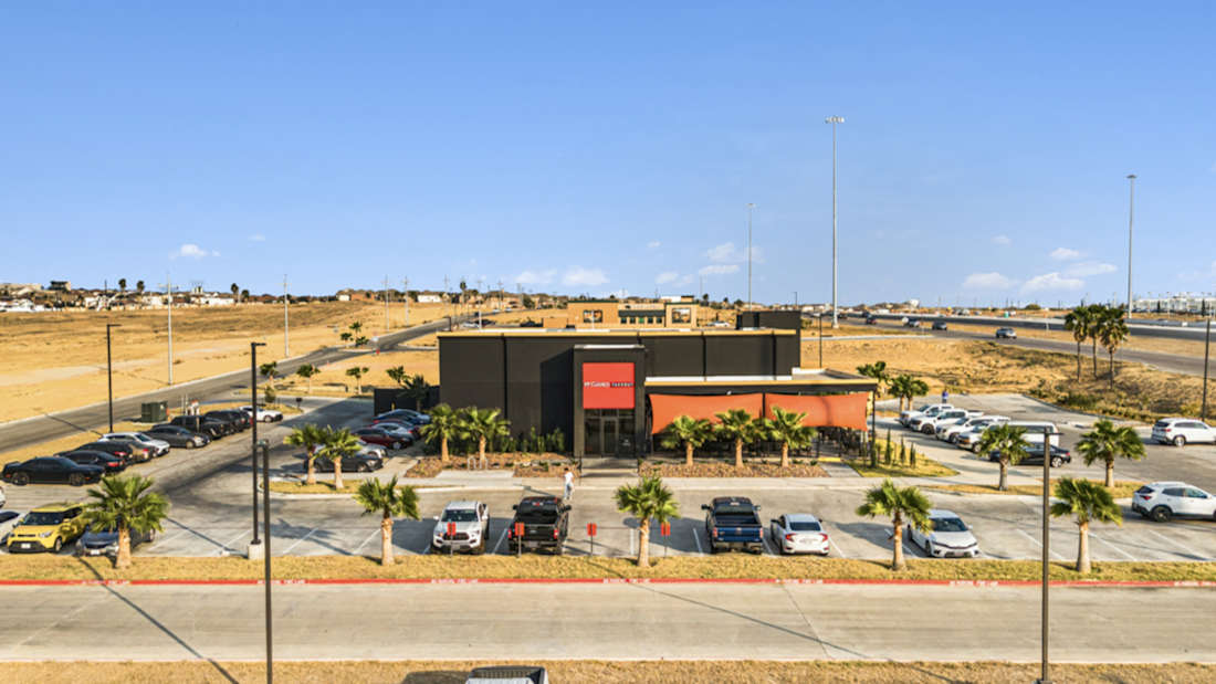 P.F. Chang's - Laredo, TX 4_Property for Sale