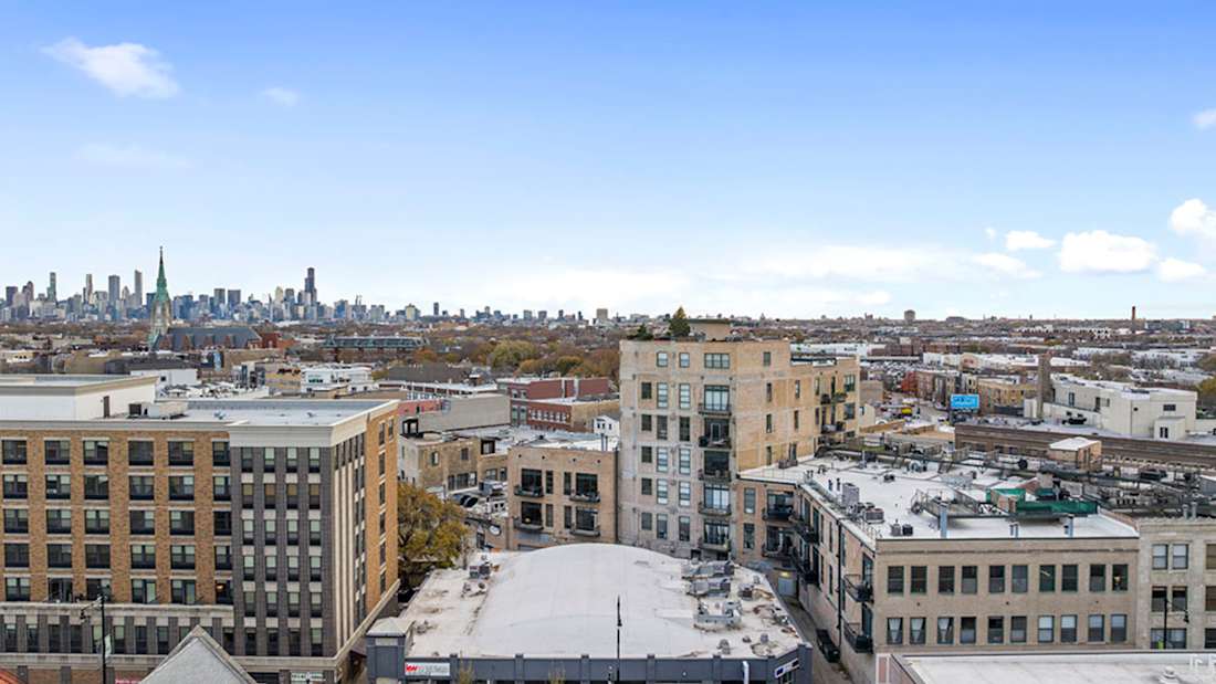 1525 W Belmont Ave 4_出售物業