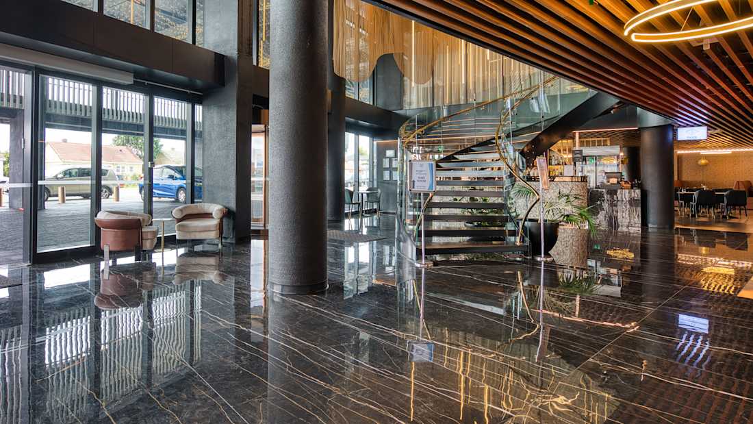 Soho Hotel, 180 Stoddard Road, Mt Roskill 4_販売物件