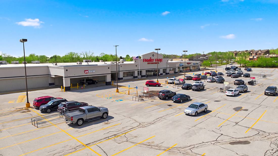 Family Fare Omaha Portfolio (Omaha, NE / Council Bluffs, IA) 4_Property for Sale
