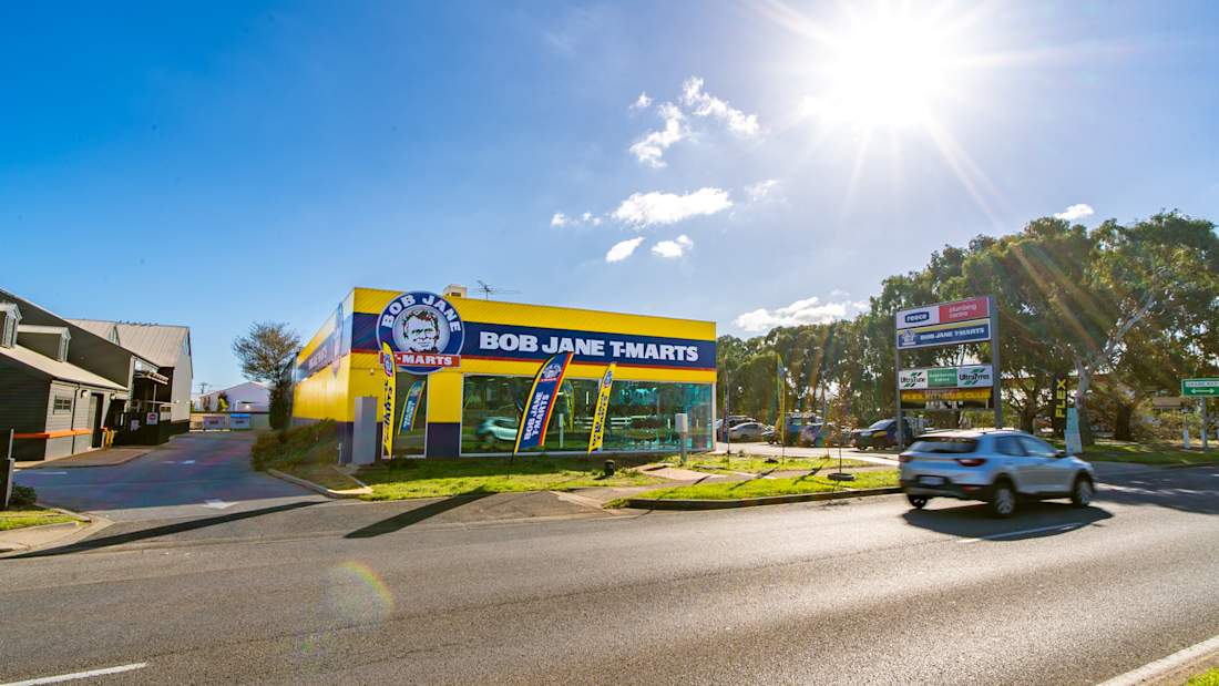 14 The Parade & 125-127 Griffiths Drive, Seaford 4_Property for Sale