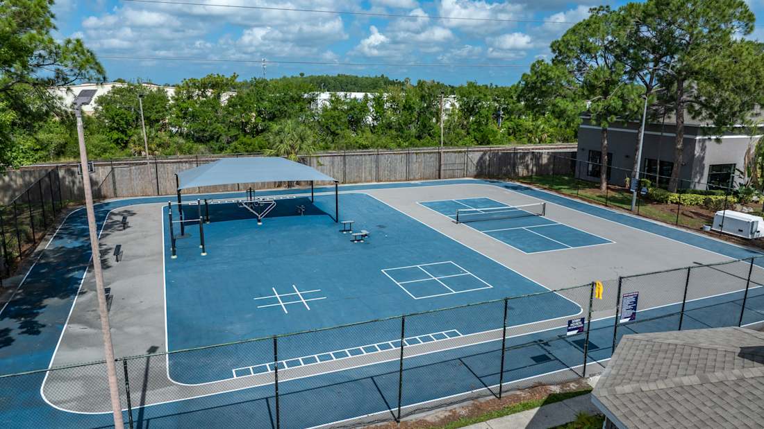 Oaks of Woodland Park - Tampa, FL 4_Property for Sale