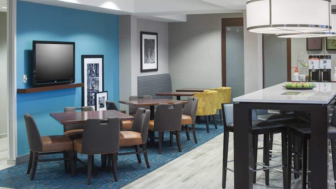 Hampton Inn Kansas City-Liberty 4_Property for Sale