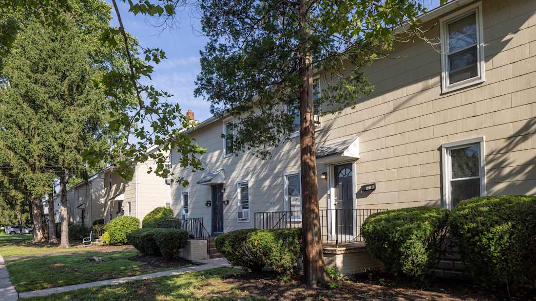 The Manor Apartments &amp; Cedar Knoll 4_Property for Sale