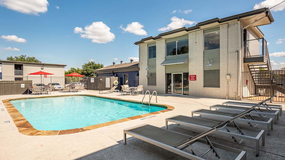 Eastgate Apartments (Baylor University)  4_Property for Sale