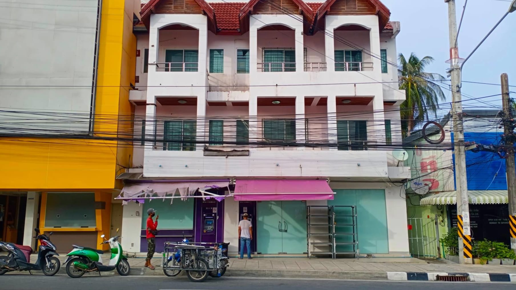 3 Shophouses on Taweeratpakdee Road, Koh Samui_Immobilie zu verkaufen