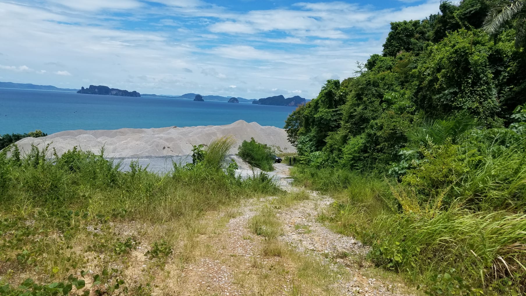 Hill-side sea view 7-rai in Krabi_Property for Sale