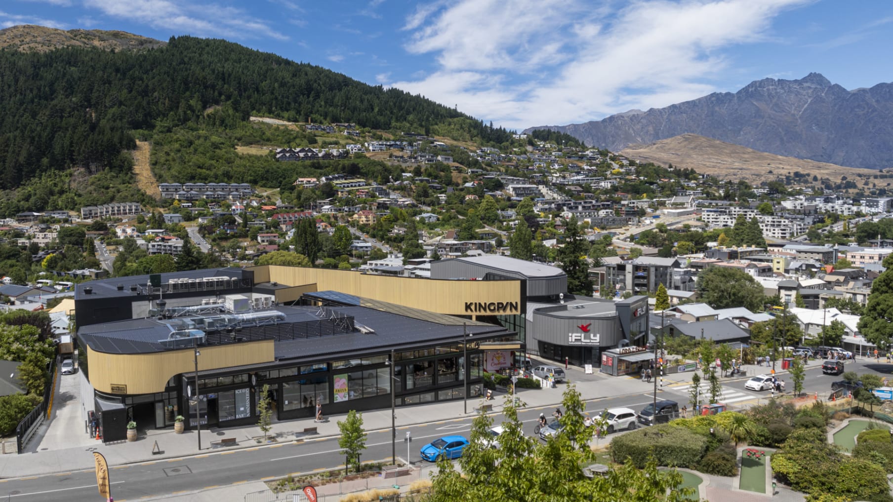 Queenstown’s most exciting retail &amp; entertainment precinct _販売物件