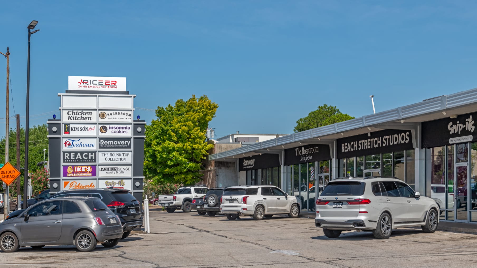 Rice Boulevard Shopping Center_Pand te koop