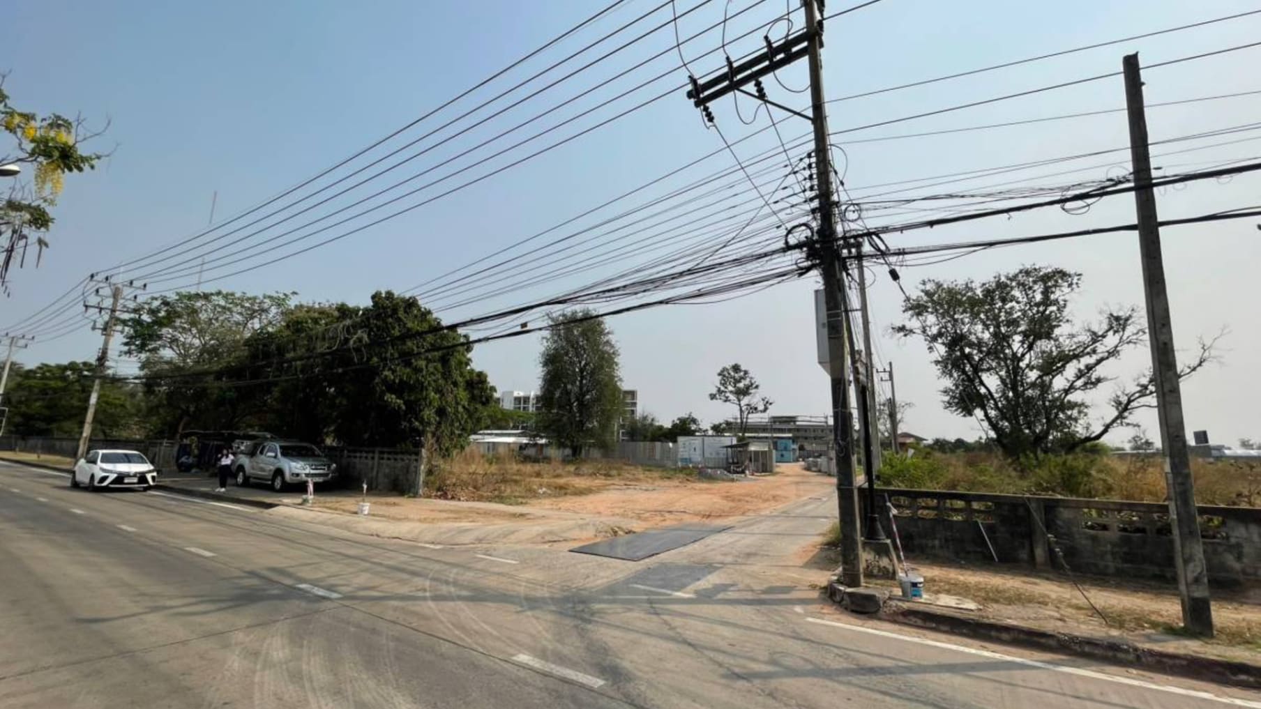 Freehold Land 11 rai on Maliwan Road, near Khon Kaen International Airport_Imóvel à venda