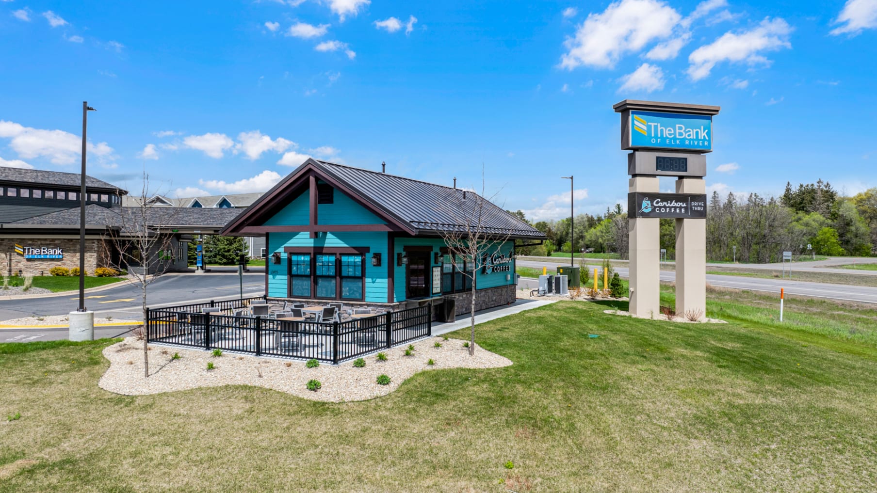 Caribou Coffee - Zimmerman, MN_Property for Sale