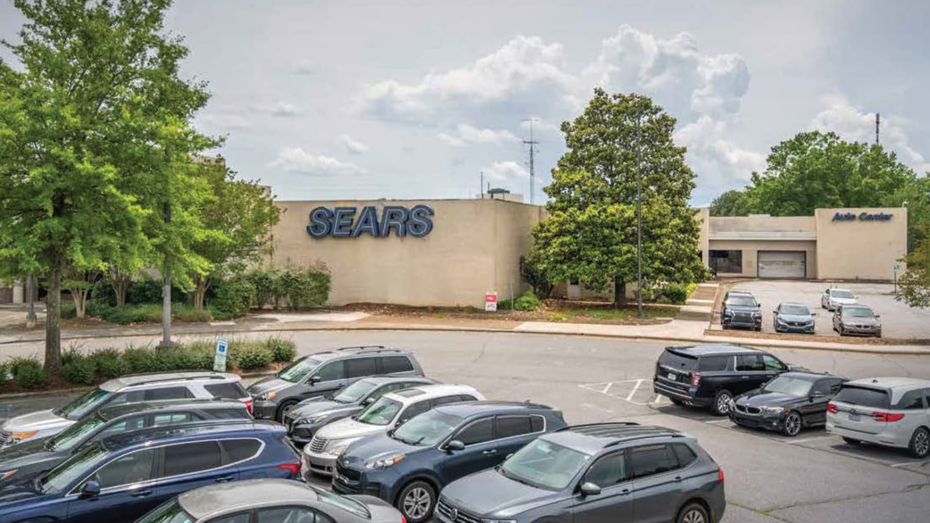 Vacant Sears Box at Valley Hills Mall_Property for Sale