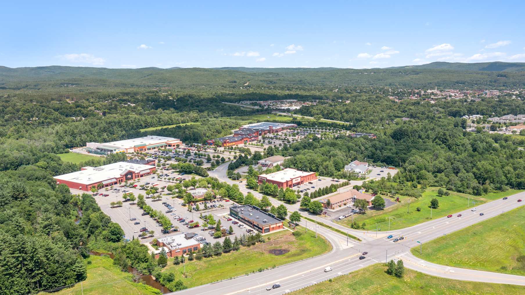 Monadnock Marketplace_Propiedad en venta