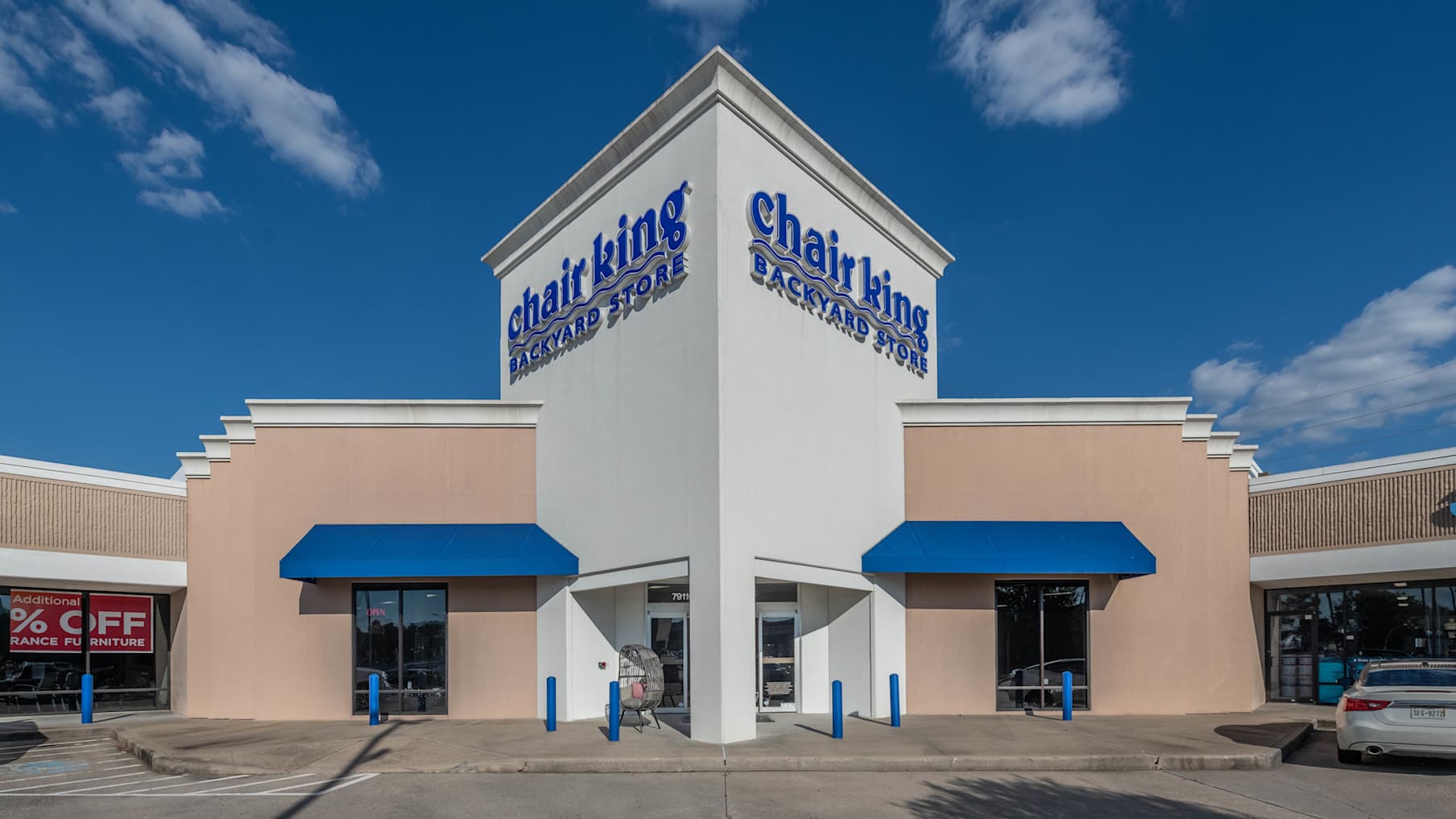 Willowbrook Mall Chair King Houston 待售物业 CN JLL