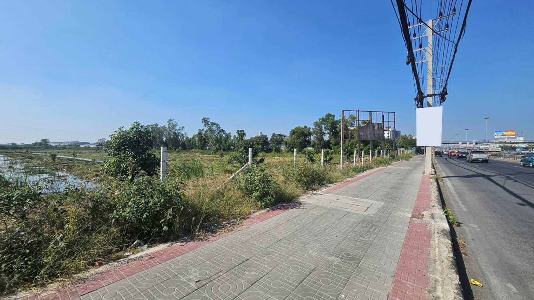 Freehold land 183 rai on Phaholyothin Road_Property for Sale