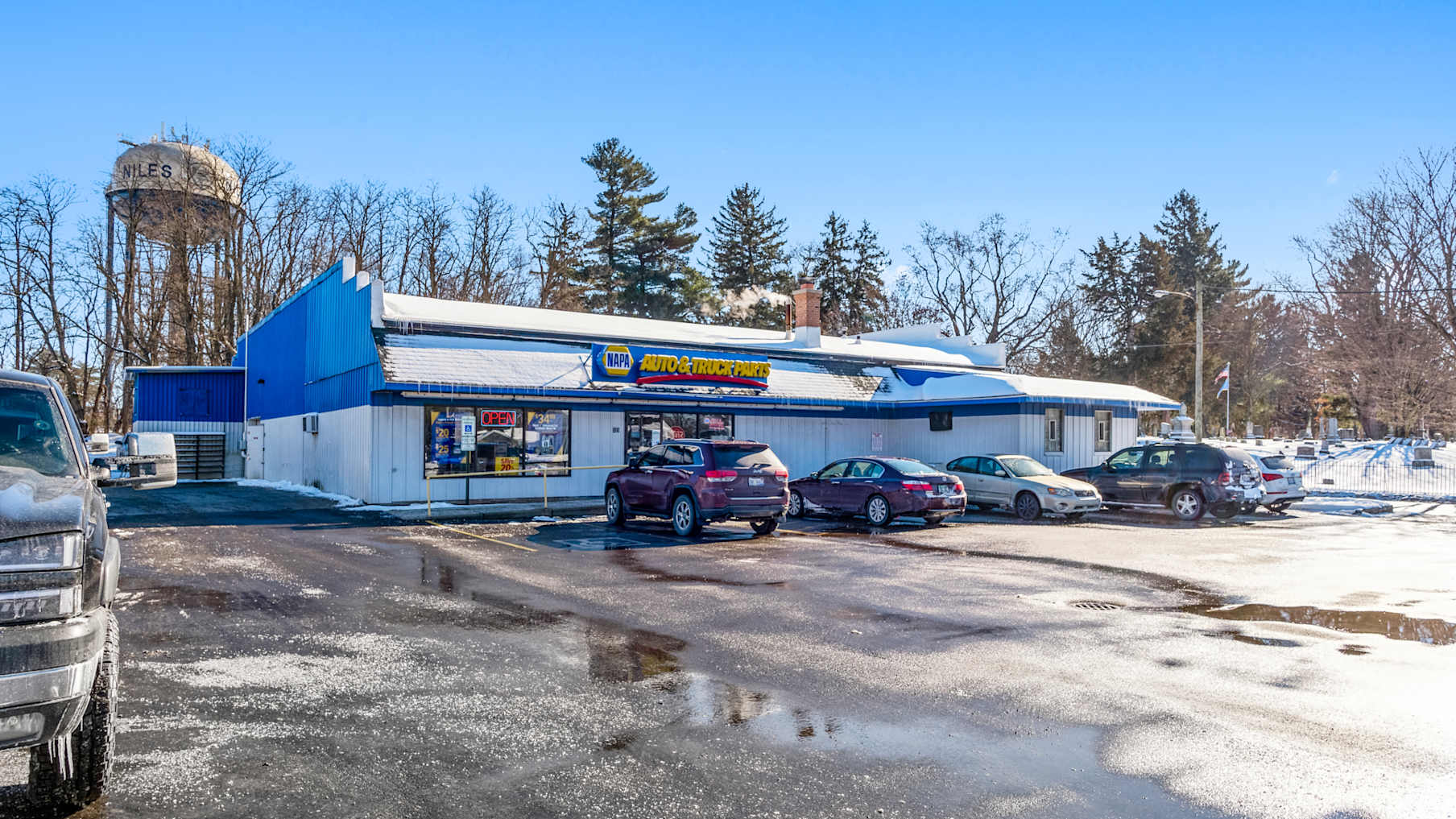 NAPA Auto Parts - Niles, MI_Property for Sale