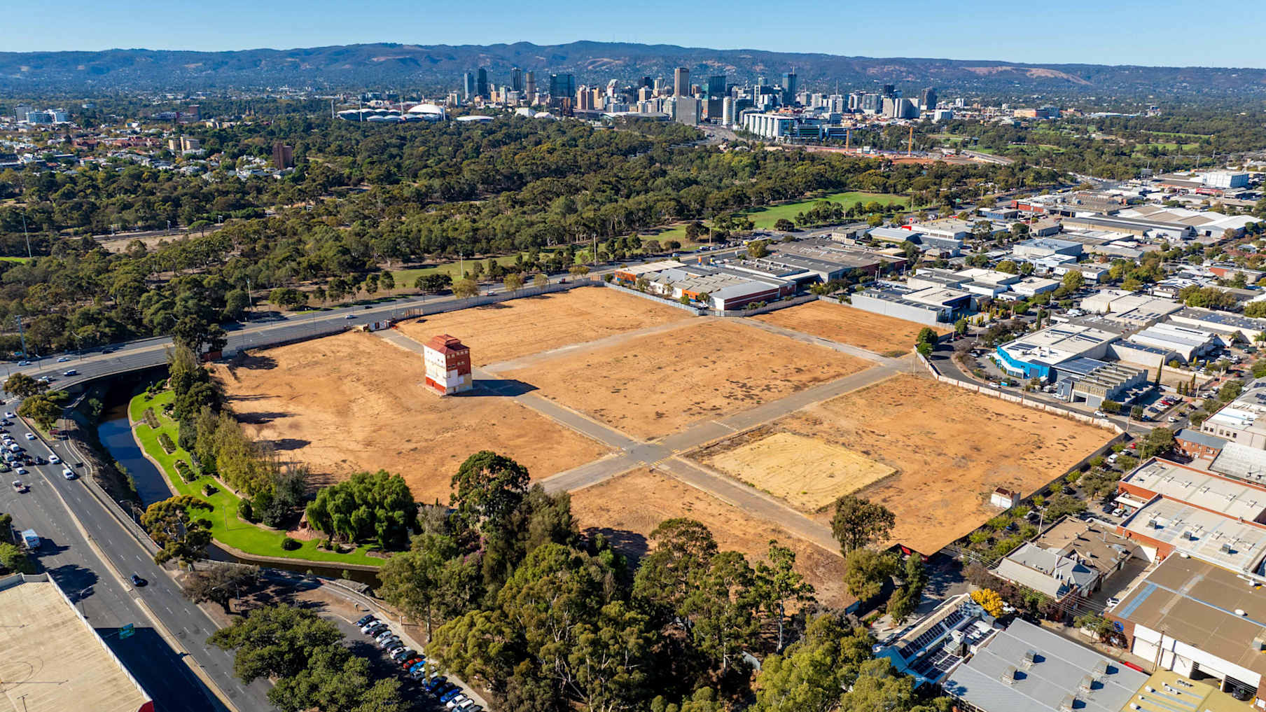 Southwark Grounds - 107 Port Road, Thebarton 5_待售物业