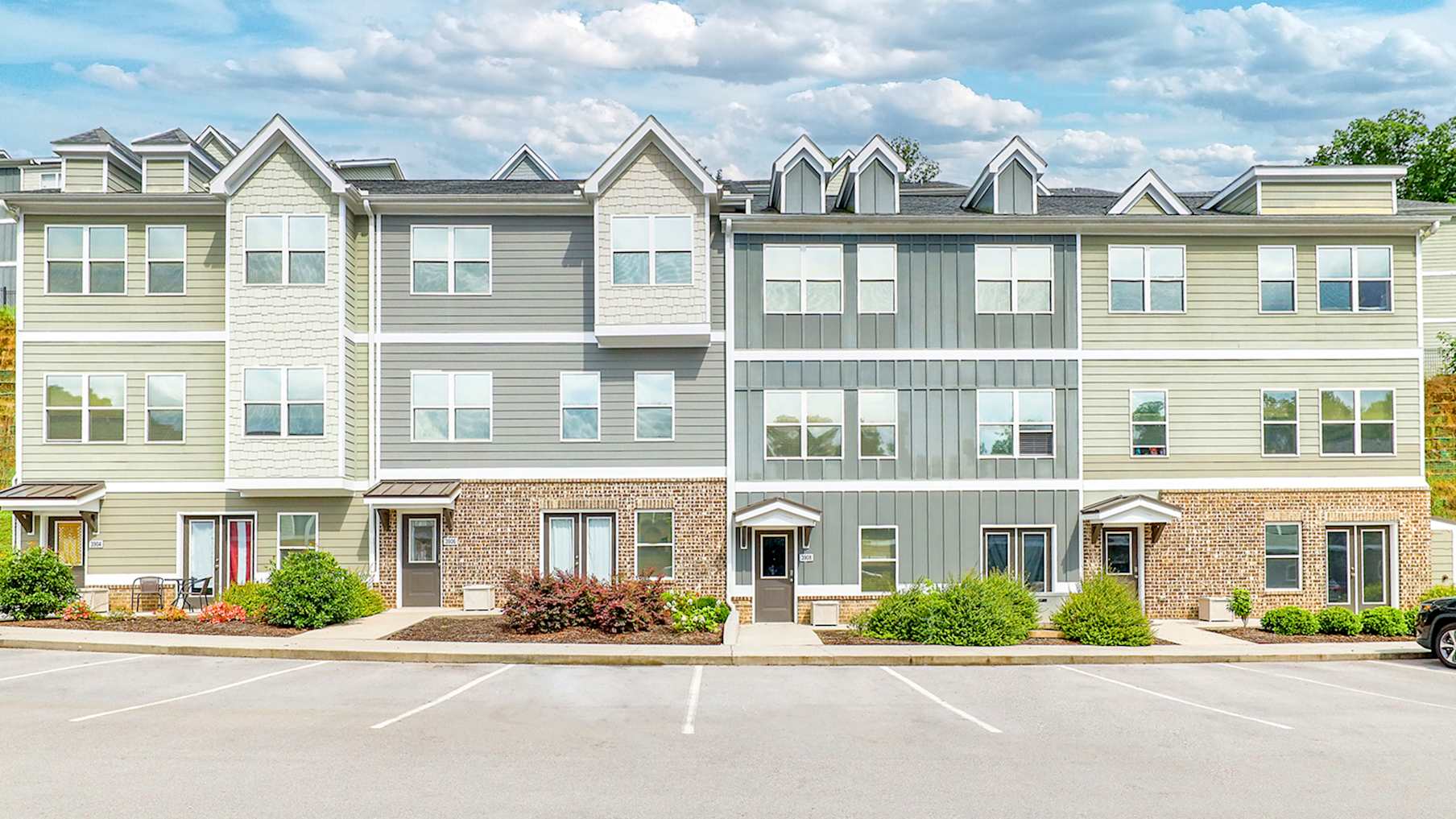 Knox Ridge (University of Tennessee)_Property for Sale