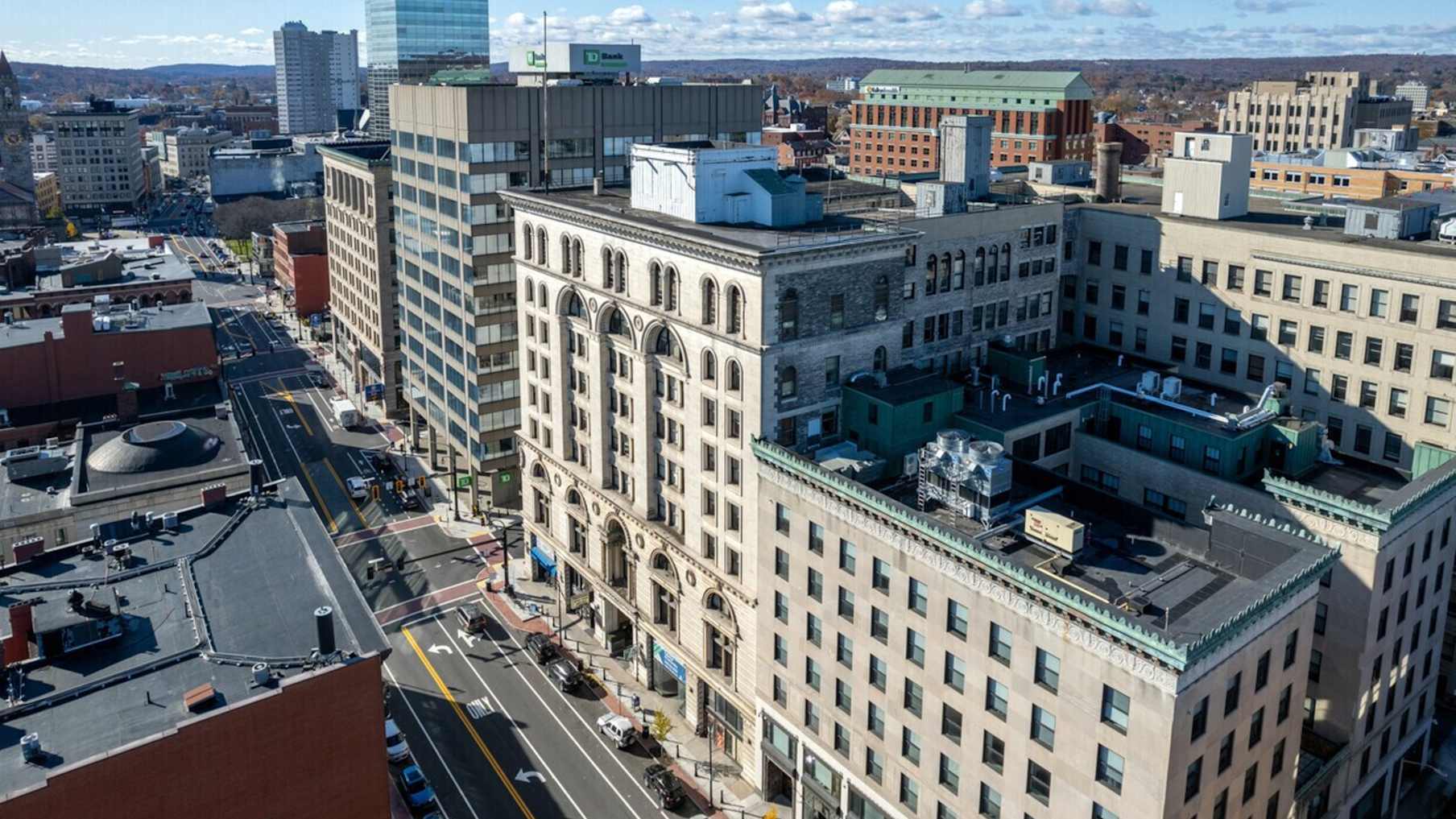 340 Main Street 5_出售物業
