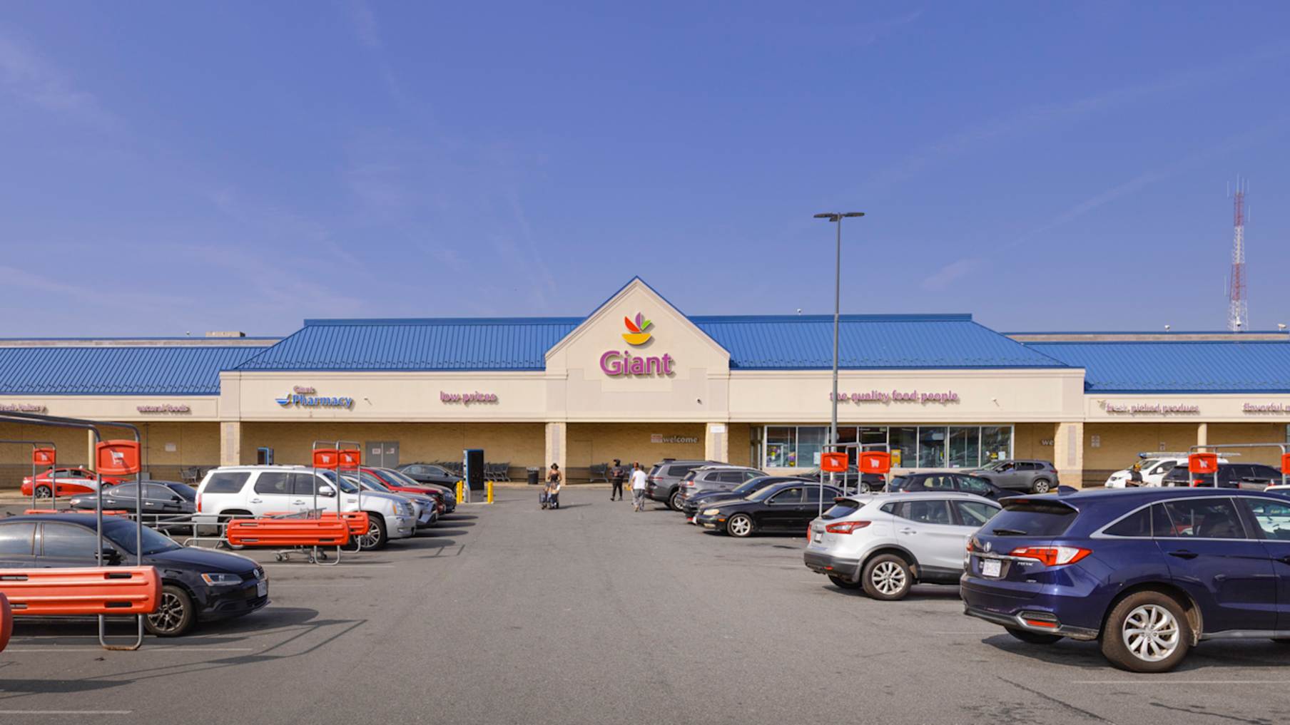 Giant 1050 Brentwood Rd NE_Property for Sale