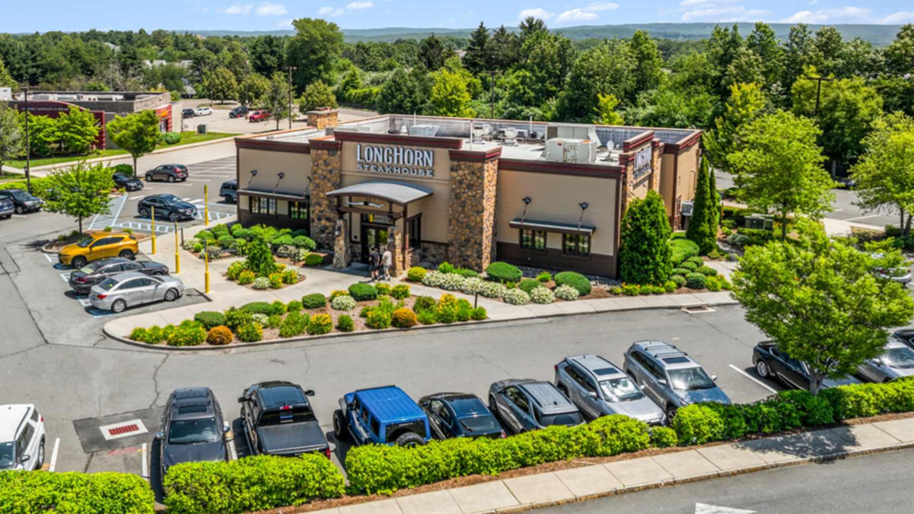 LongHorn Steakhouse - Manchester, CT_Property for Sale