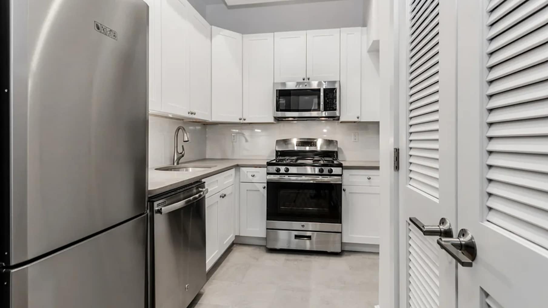 14 West 69th Street 5_판매용 부동산