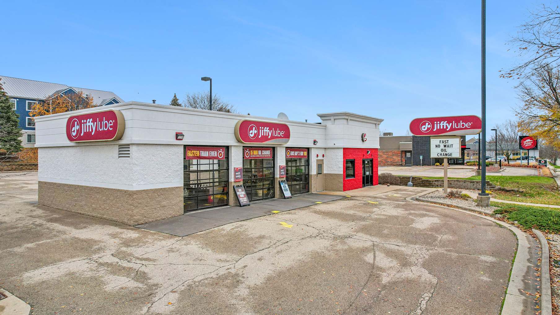Jiffy Lube_Property for Sale