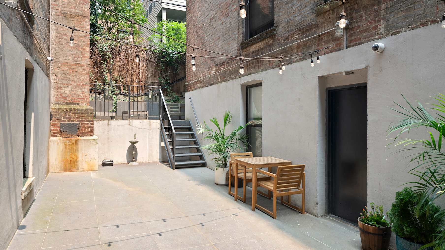 409-413 East 84th Street 5_Pand te koop