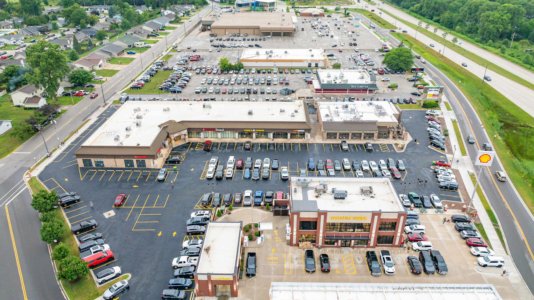 Margarita&#39;s Retail Center 5_出售物業