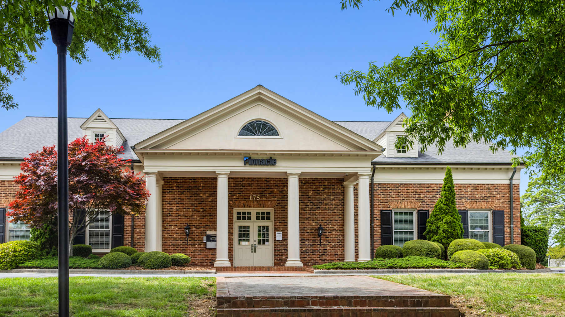 Pinnacle Bank – Asheboro, NC (N Fayetteville St) 5_Property for Sale