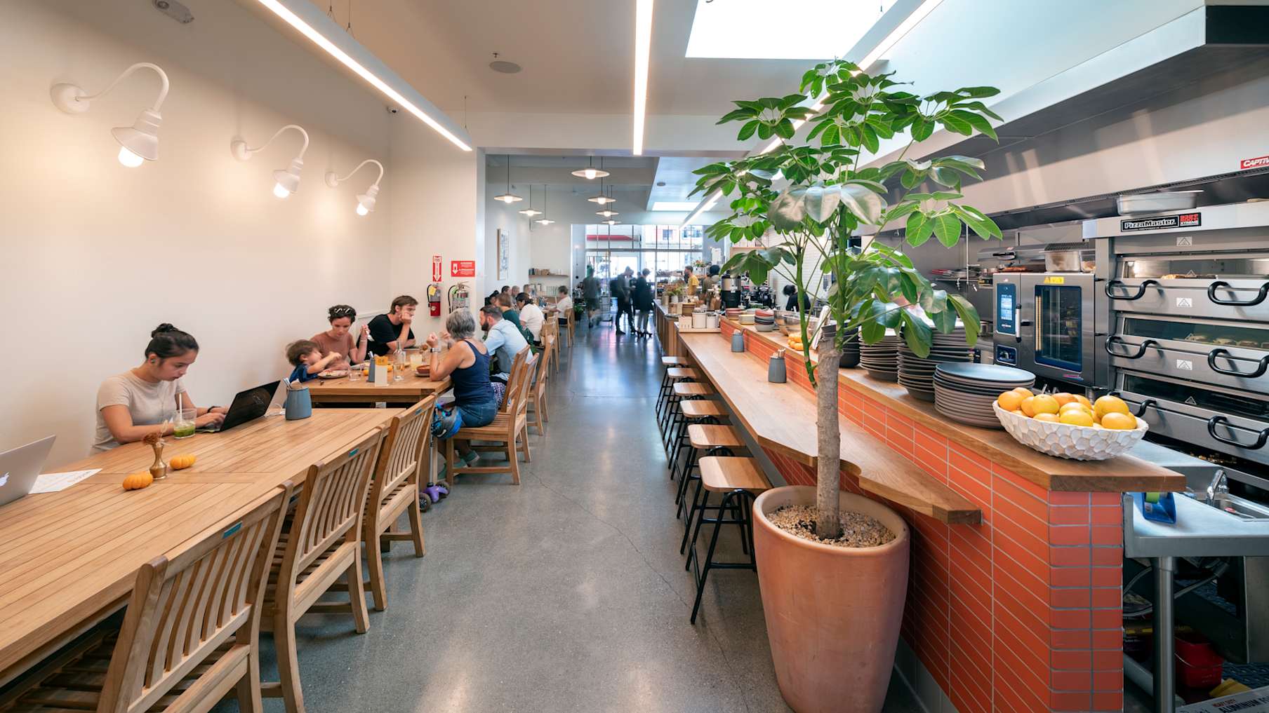 1226 9th Avenue (Tartine Bakery) 5_Immobilie zu verkaufen