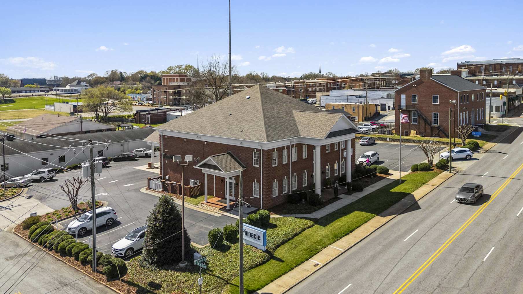 Pinnacle Bank – Lexington NC (E Center St) 5_Property for Sale