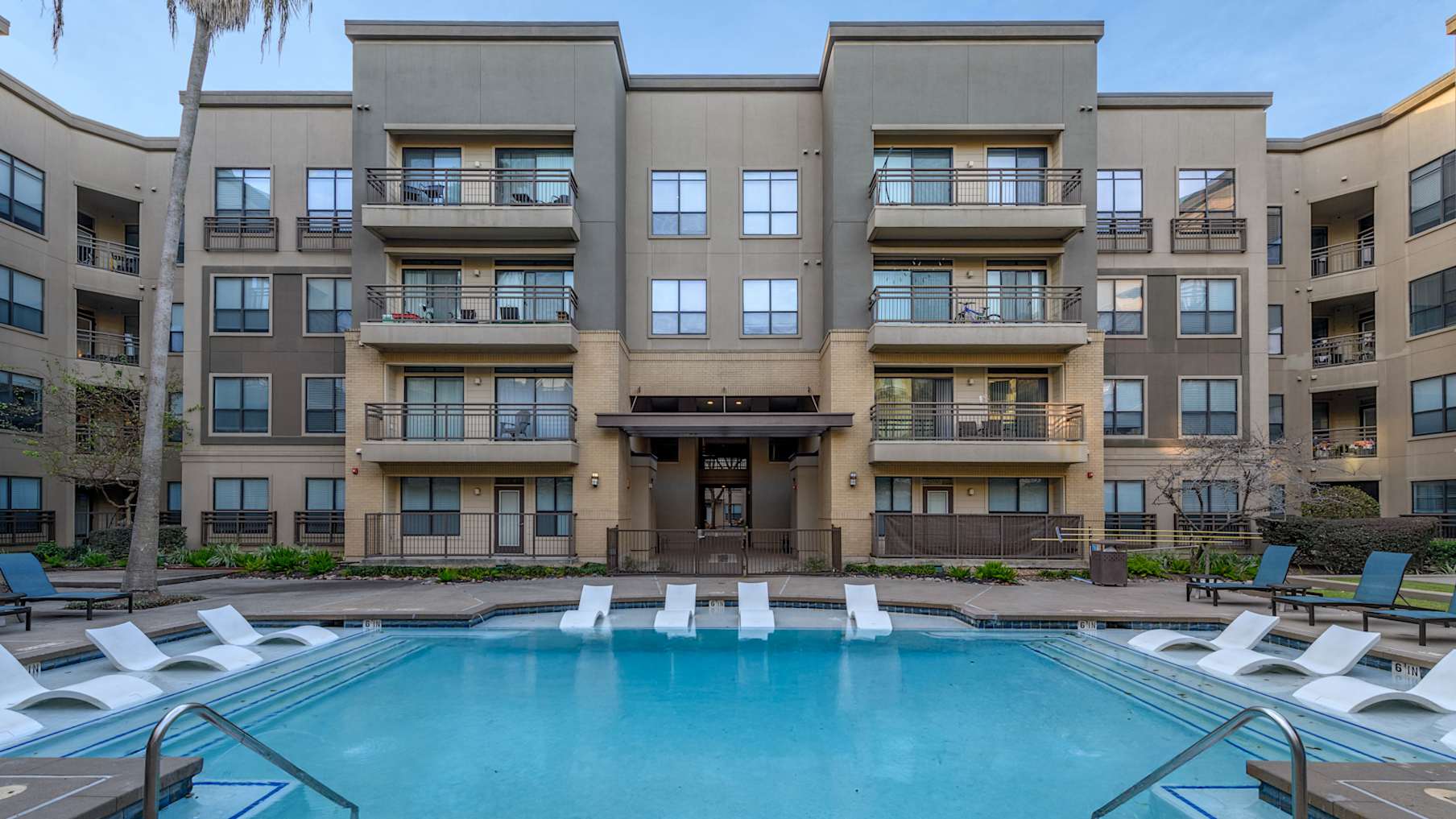 33thirtythree_Property for Sale